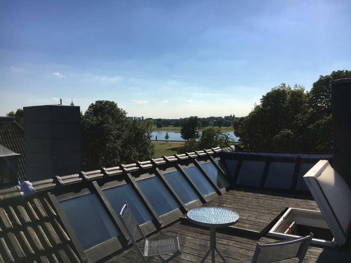 Luxury Rooftop Loft With River View 10Min To City Apartment Düsseldorf Exterior foto